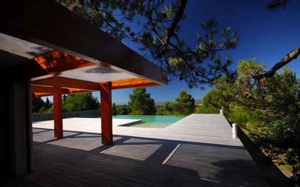 piscine_et_table