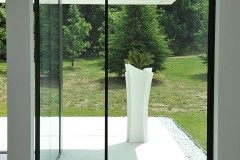 Vue sur le parc et grandes ouvertures